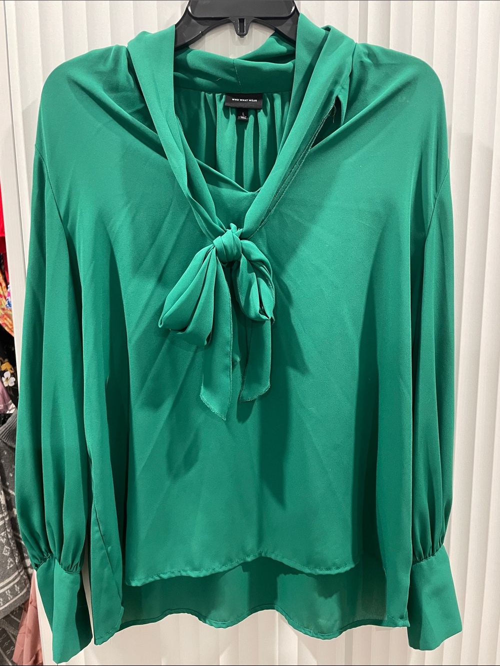 Who What Wear Emerald Green Tie-Neck Blouse